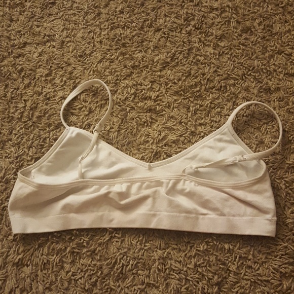 bra - Picture 2 of 3